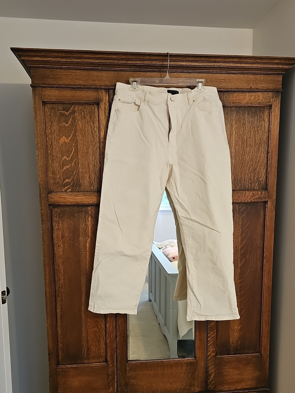 Ann Taylor Off-White Straight-Leg Jeans